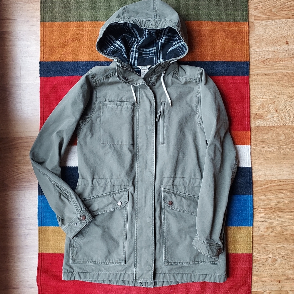 Last Chance** Duluth Trading Company Flannel-lined Can-Do Canvas Coat